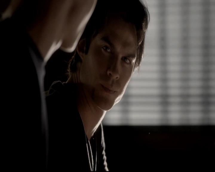 VampireDiariesWorld-dot-org_4x06WeAllGoALittleMadSometimes1967.jpg