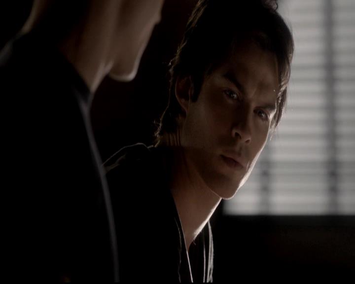 VampireDiariesWorld-dot-org_4x06WeAllGoALittleMadSometimes1972.jpg