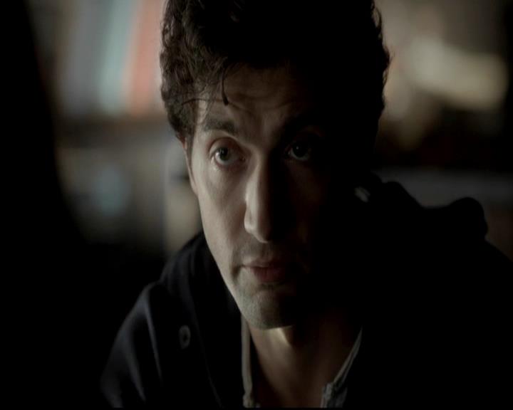 VampireDiariesWorld-dot-org_4x06WeAllGoALittleMadSometimes2020.jpg