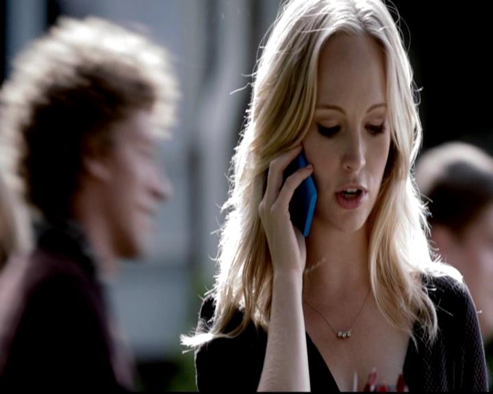 VampireDiariesWorld-dot-org_4x07MyBrothersKeeper0023.jpg