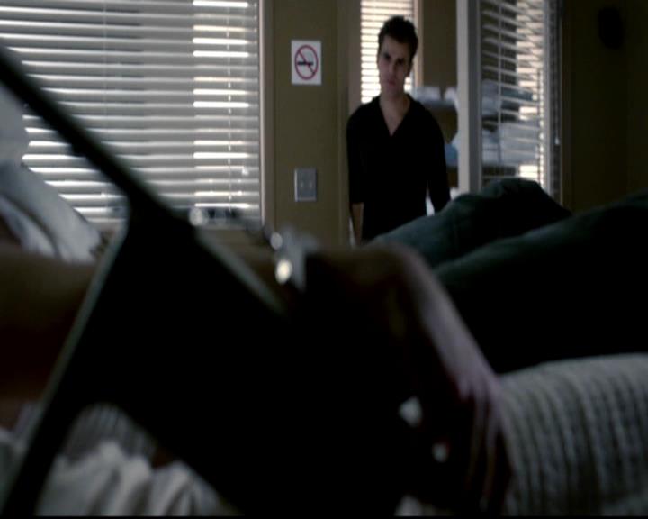 VampireDiariesWorld-dot-org_4x07MyBrothersKeeper0363.jpg