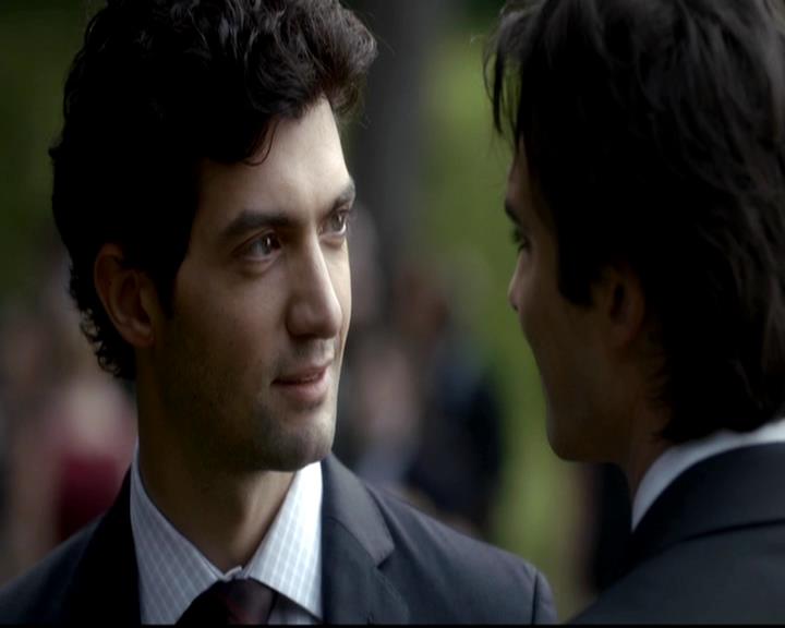 VampireDiariesWorld-dot-org_4x07MyBrothersKeeper0830.jpg