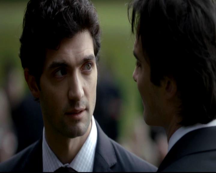 VampireDiariesWorld-dot-org_4x07MyBrothersKeeper0840.jpg