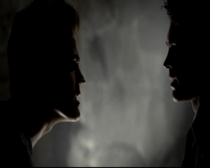 VampireDiariesWorld-dot-org_4x07MyBrothersKeeper0896.jpg