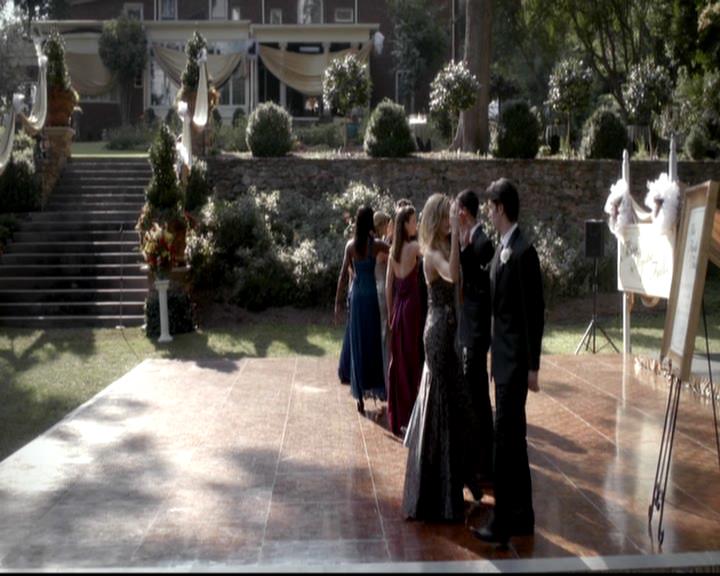 VampireDiariesWorld-dot-org_4x07MyBrothersKeeper1099.jpg