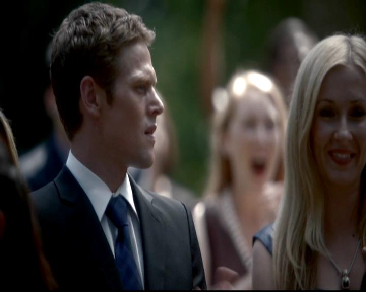 VampireDiariesWorld-dot-org_4x07MyBrothersKeeper1576.jpg