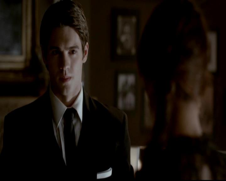 VampireDiariesWorld-dot-org_4x07MyBrothersKeeper1607.jpg