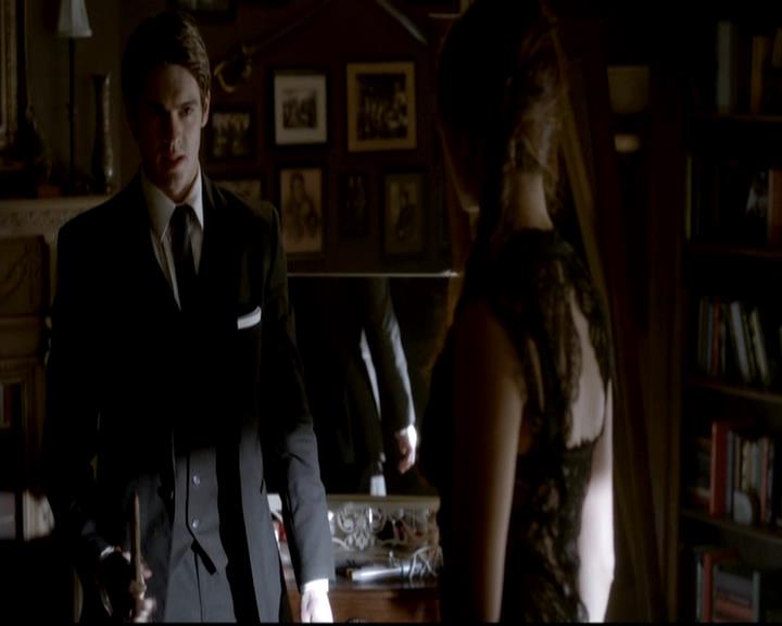 VampireDiariesWorld-dot-org_4x07MyBrothersKeeper1612.jpg