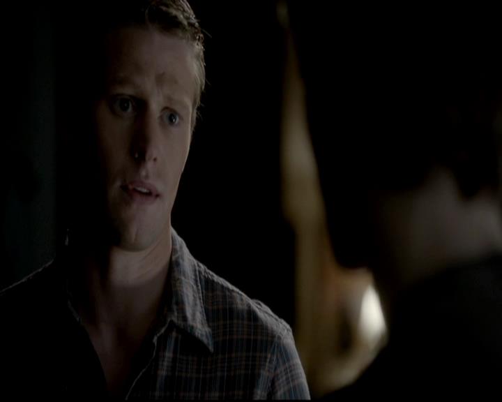 VampireDiariesWorld-dot-org_4x07MyBrothersKeeper1912.jpg