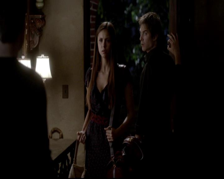 VampireDiariesWorld-dot-org_4x07MyBrothersKeeper1940.jpg