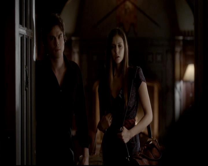 VampireDiariesWorld-dot-org_4x07MyBrothersKeeper1957.jpg