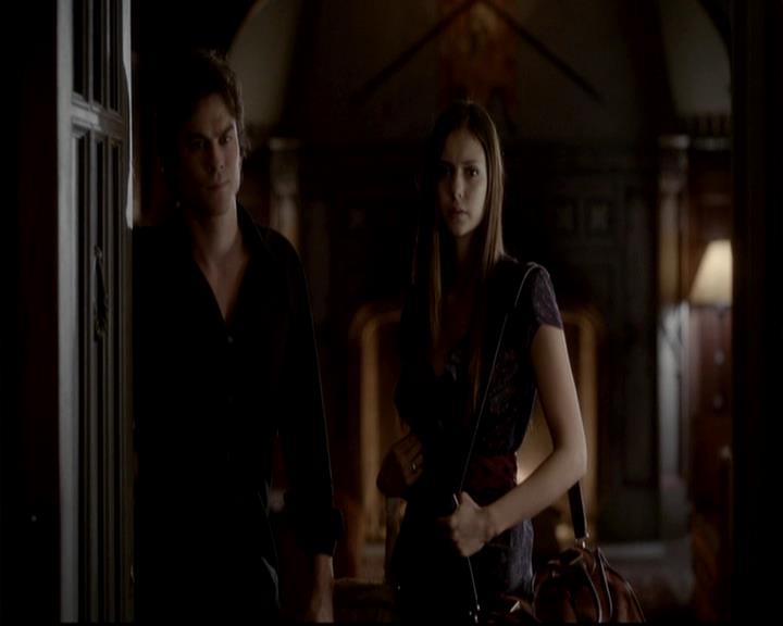 VampireDiariesWorld-dot-org_4x07MyBrothersKeeper1958.jpg