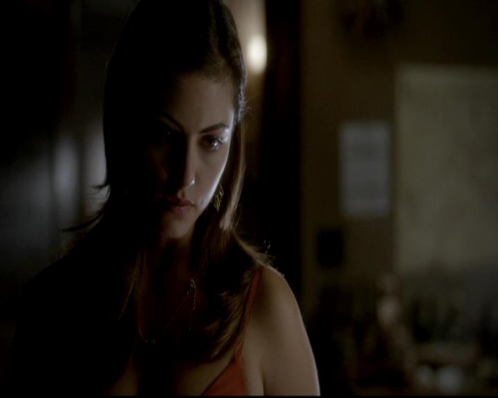 VampireDiariesWorld-dot-org_4x07MyBrothersKeeper2000.jpg