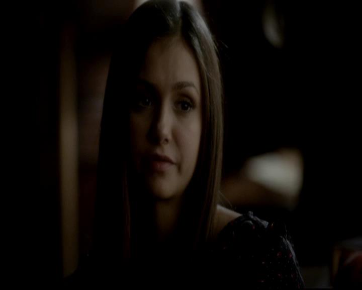 VampireDiariesWorld-dot-org_4x07MyBrothersKeeper2030.jpg