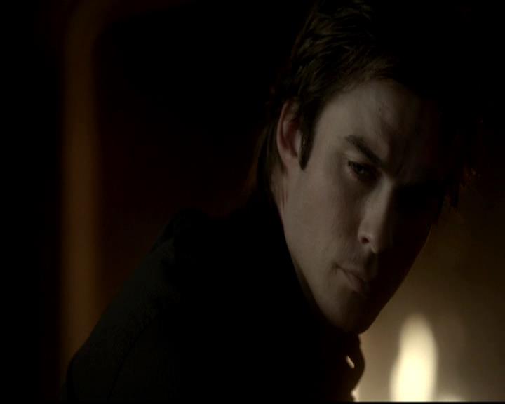 VampireDiariesWorld-dot-org_4x07MyBrothersKeeper2034.jpg