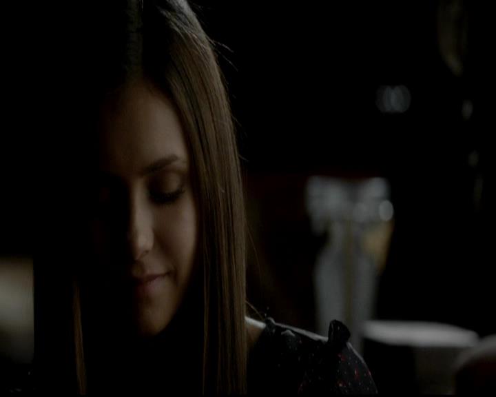 VampireDiariesWorld-dot-org_4x07MyBrothersKeeper2050.jpg