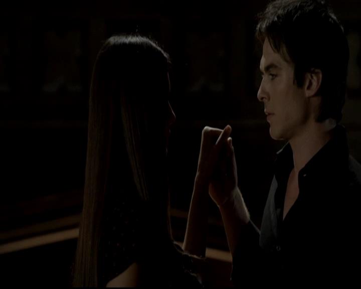 VampireDiariesWorld-dot-org_4x07MyBrothersKeeper2092.jpg