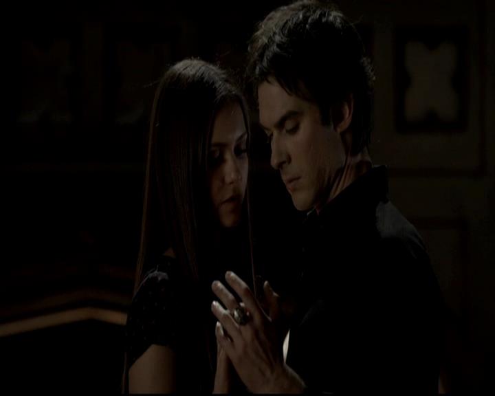 VampireDiariesWorld-dot-org_4x07MyBrothersKeeper2094.jpg