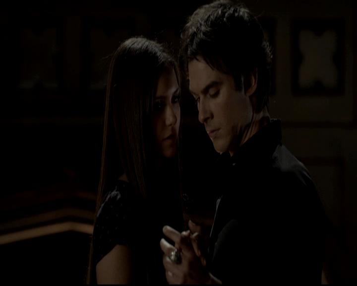 VampireDiariesWorld-dot-org_4x07MyBrothersKeeper2095.jpg