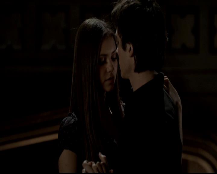 VampireDiariesWorld-dot-org_4x07MyBrothersKeeper2099.jpg