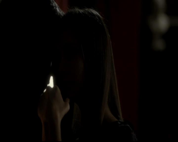 VampireDiariesWorld-dot-org_4x07MyBrothersKeeper2112.jpg