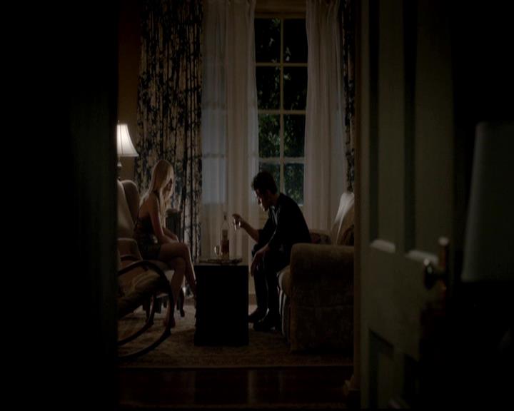 VampireDiariesWorld-dot-org_4x07MyBrothersKeeper2118.jpg