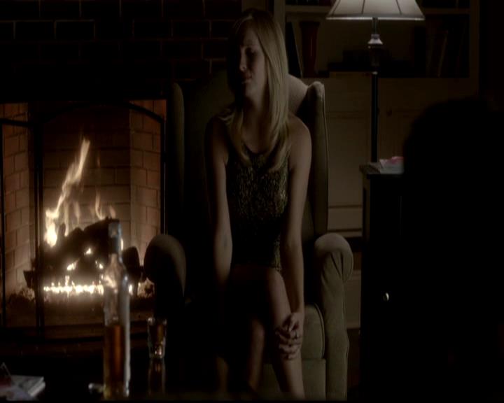 VampireDiariesWorld-dot-org_4x07MyBrothersKeeper2137.jpg