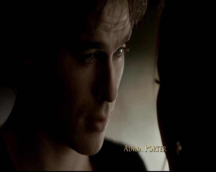 VampireDiariesWorld-dot-org_4x08WellAlwaysHaveBourbonStreet0210.jpg