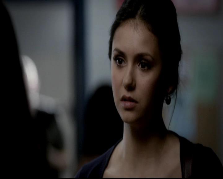 VampireDiariesWorld-dot-org_4x08WellAlwaysHaveBourbonStreet0317.jpg