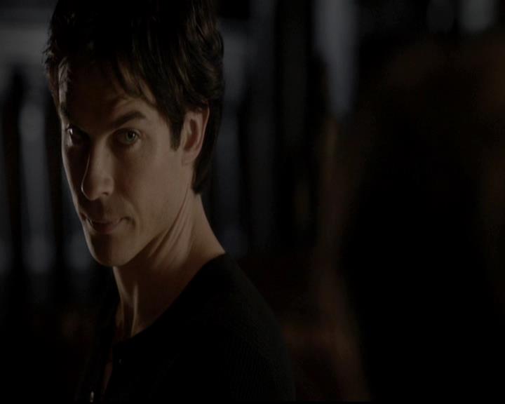 VampireDiariesWorld-dot-org_4x08WellAlwaysHaveBourbonStreet0542.jpg