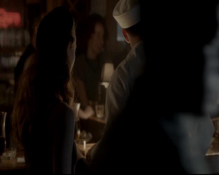 VampireDiariesWorld-dot-org_4x08WellAlwaysHaveBourbonStreet0582.jpg