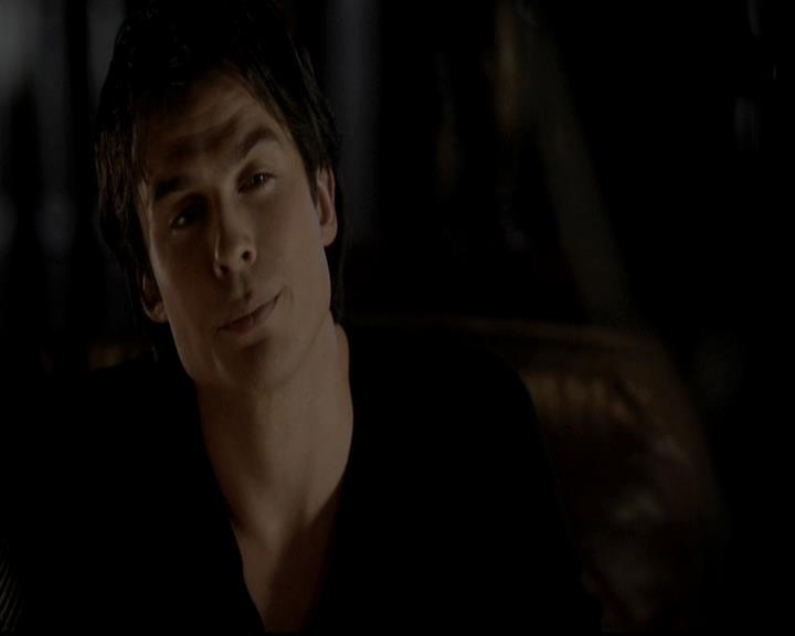 VampireDiariesWorld-dot-org_4x08WellAlwaysHaveBourbonStreet0619.jpg