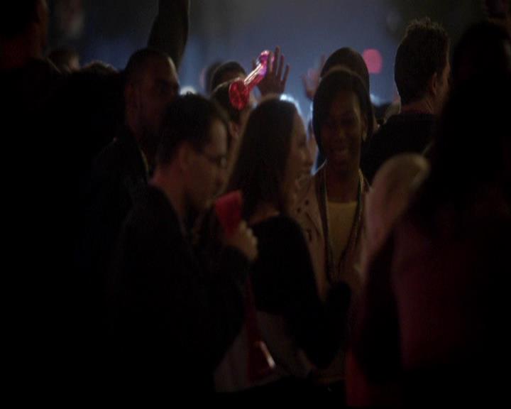 VampireDiariesWorld-dot-org_4x08WellAlwaysHaveBourbonStreet0720.jpg