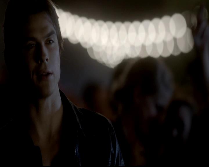 VampireDiariesWorld-dot-org_4x08WellAlwaysHaveBourbonStreet0741.jpg