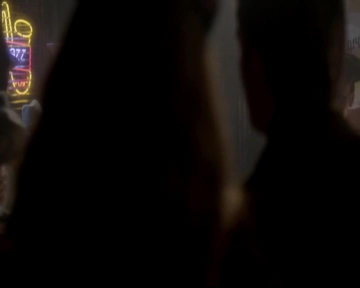 VampireDiariesWorld-dot-org_4x08WellAlwaysHaveBourbonStreet0793.jpg