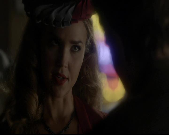 VampireDiariesWorld-dot-org_4x08WellAlwaysHaveBourbonStreet0808.jpg