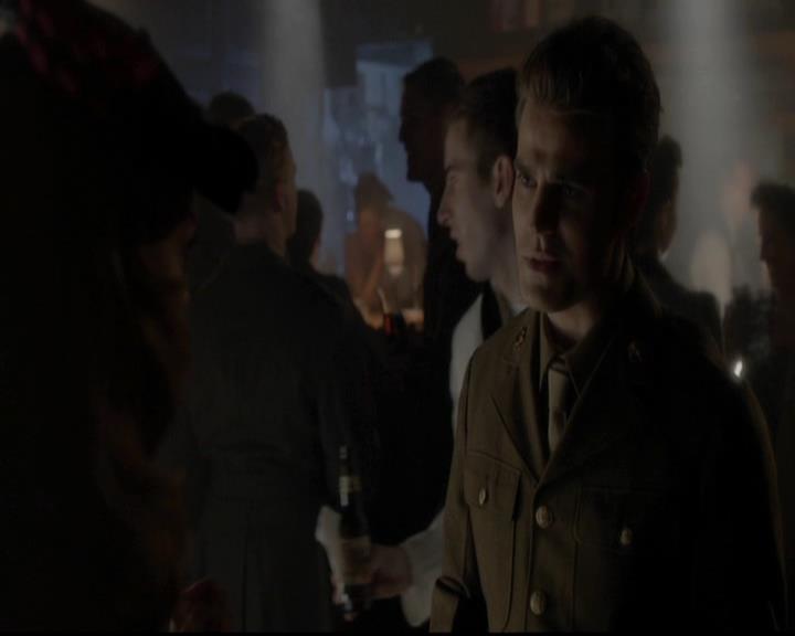 VampireDiariesWorld-dot-org_4x08WellAlwaysHaveBourbonStreet0811.jpg