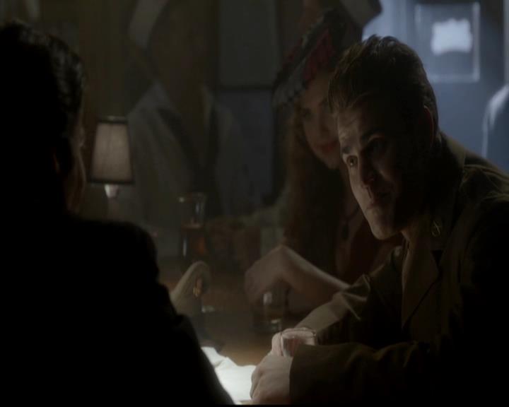 VampireDiariesWorld-dot-org_4x08WellAlwaysHaveBourbonStreet0862.jpg