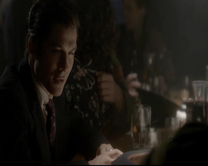 VampireDiariesWorld-dot-org_4x08WellAlwaysHaveBourbonStreet0864.jpg