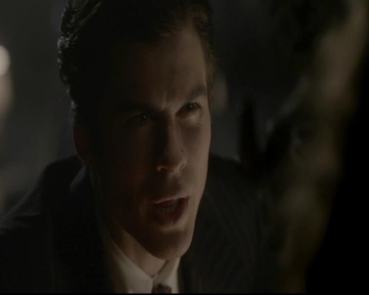 VampireDiariesWorld-dot-org_4x08WellAlwaysHaveBourbonStreet0883.jpg