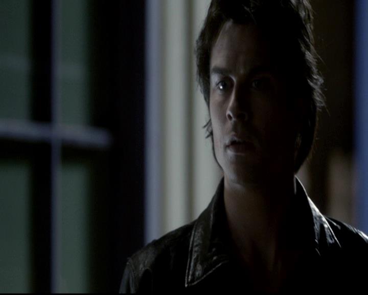 VampireDiariesWorld-dot-org_4x08WellAlwaysHaveBourbonStreet1128.jpg