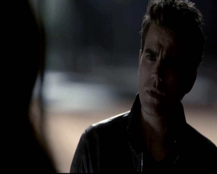 VampireDiariesWorld-dot-org_4x08WellAlwaysHaveBourbonStreet1152.jpg