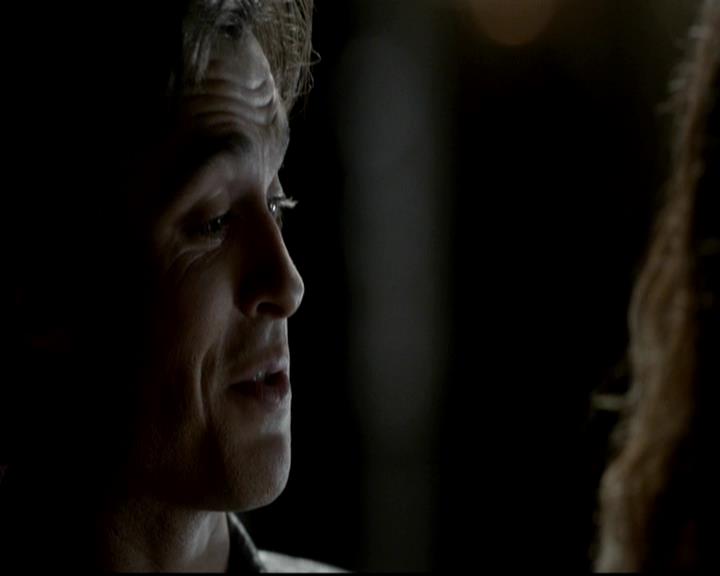 VampireDiariesWorld-dot-org_4x08WellAlwaysHaveBourbonStreet1177.jpg