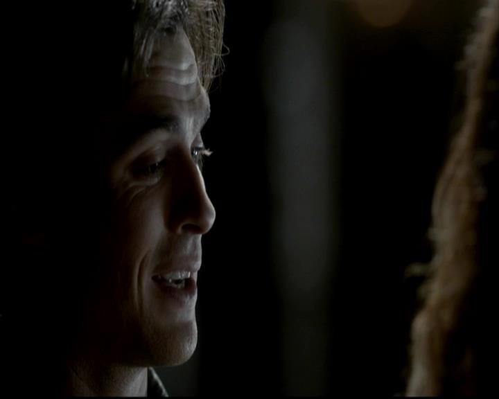 VampireDiariesWorld-dot-org_4x08WellAlwaysHaveBourbonStreet1178.jpg