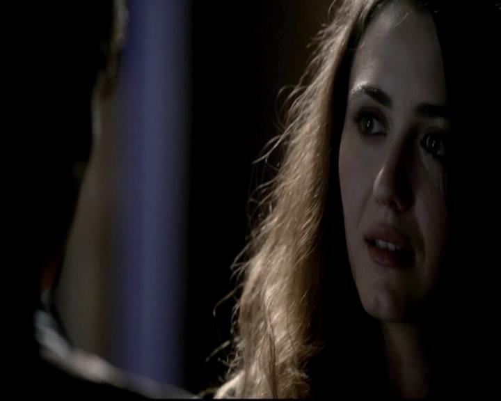 VampireDiariesWorld-dot-org_4x08WellAlwaysHaveBourbonStreet1181.jpg