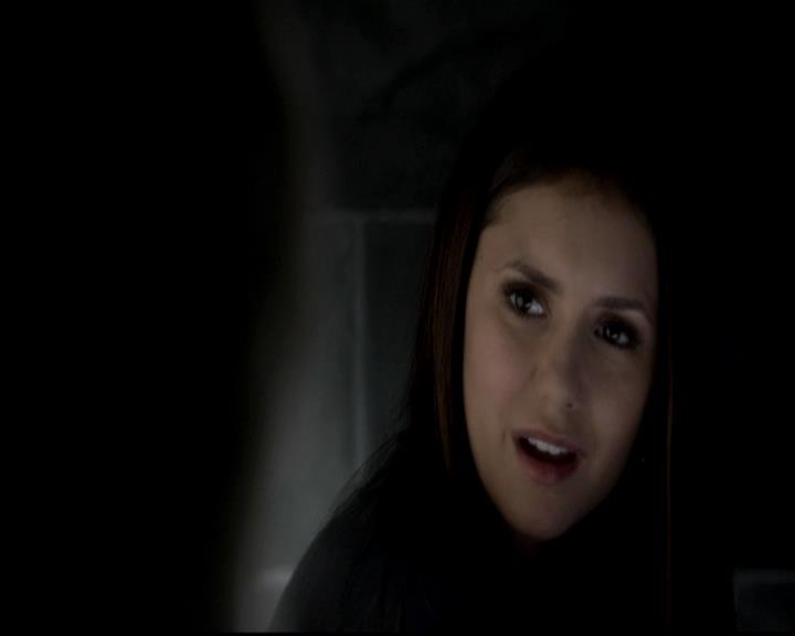 VampireDiariesWorld-dot-org_4x08WellAlwaysHaveBourbonStreet1257.jpg