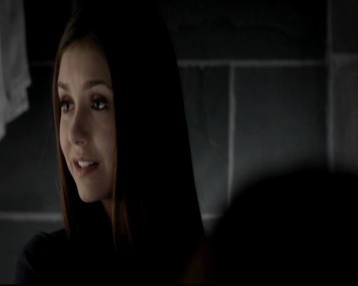 VampireDiariesWorld-dot-org_4x08WellAlwaysHaveBourbonStreet1283.jpg