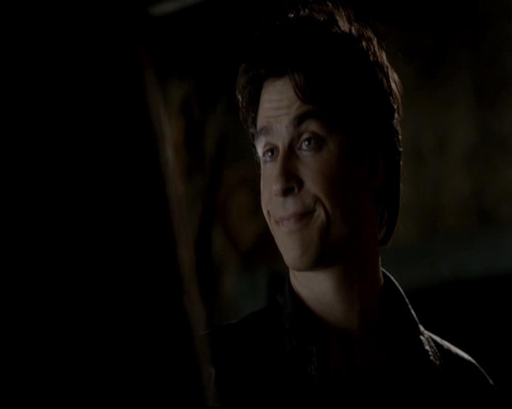 VampireDiariesWorld-dot-org_4x08WellAlwaysHaveBourbonStreet1306.jpg