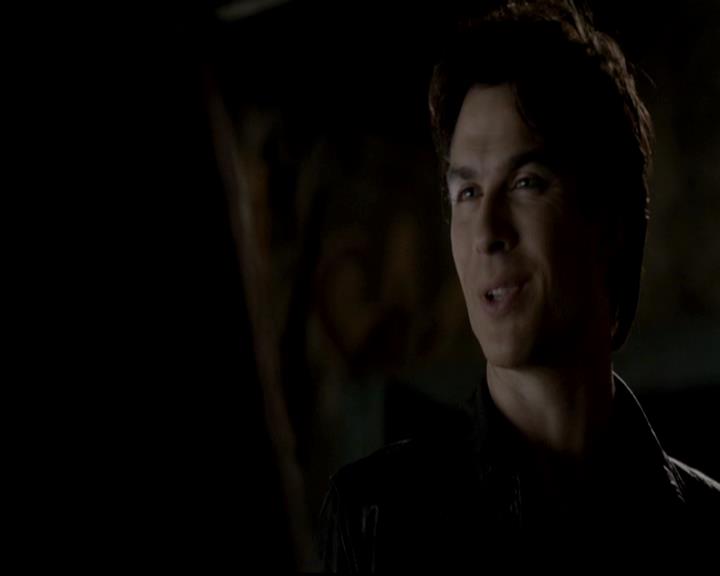 VampireDiariesWorld-dot-org_4x08WellAlwaysHaveBourbonStreet1307.jpg