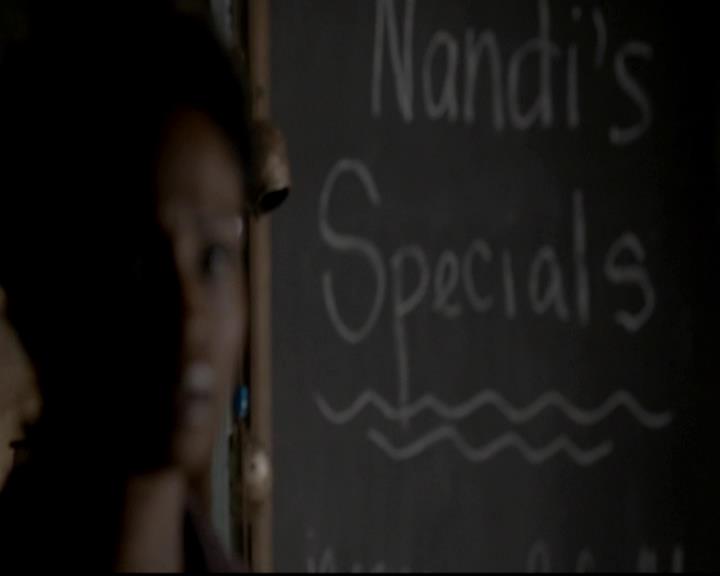 VampireDiariesWorld-dot-org_4x08WellAlwaysHaveBourbonStreet1311.jpg